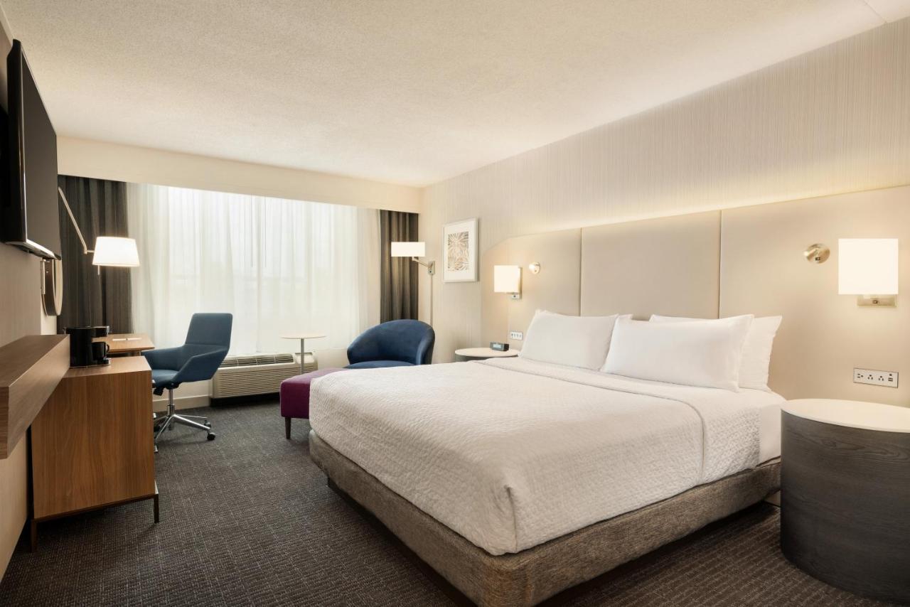 Crowne Plaza Hotel Philadelphia - King Of Prussia By Ihg Eksteriør billede